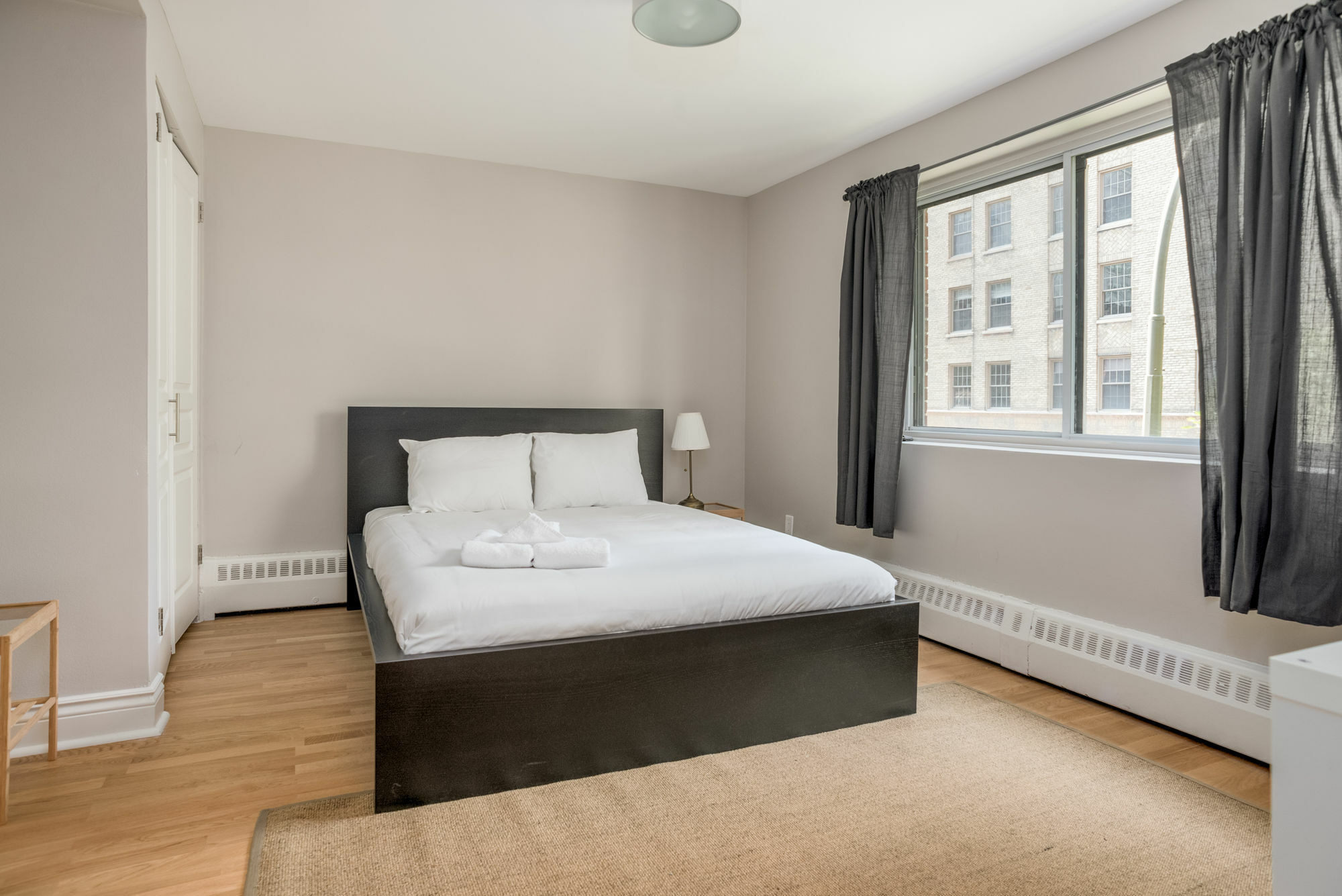 Spacious 2Br In Downtown Mtl By Sonder Apartment Montreal Exterior photo